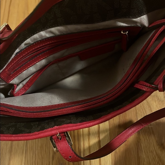 Michael Kors tote - Picture 2 of 2